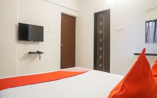 OYO 14618 Scholars Inn