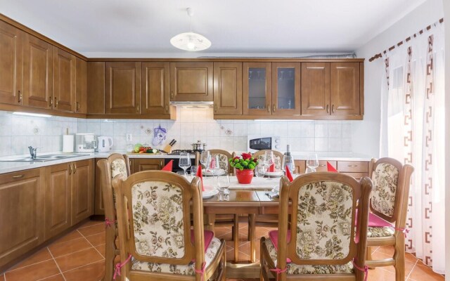 Stunning Apartment in Pula With 3 Bedrooms and Wifi