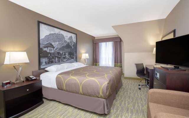 Super 8 by Wyndham Canmore