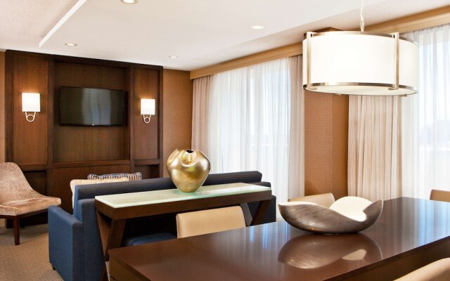 Hilton Kansas City Country Club Plaza