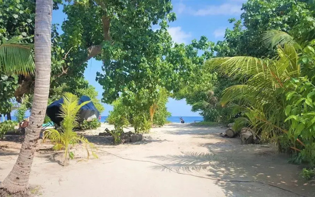 Explore Island Inn