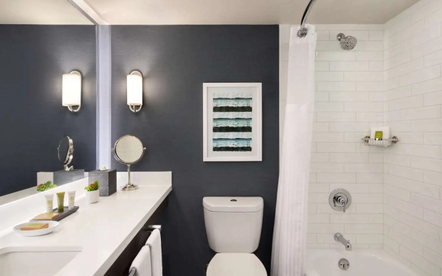 HILTON BURLINGTON(formerly radisson burlington)