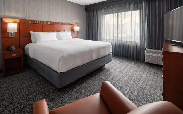 Courtyard by Marriott Seattle Southcenter