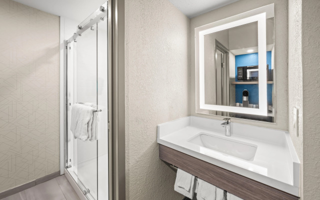 Holiday Inn Express Boston North-Woburn by IHG