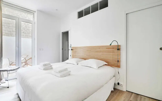 Charming Aptt With Patio - 2bd/4p - Monceau Park