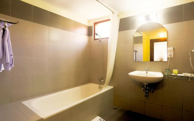 Taman Surgawi Resort & Spa