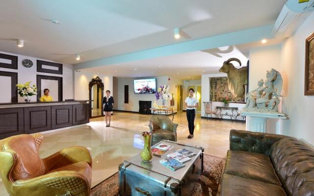 Grand Prix Golf Club