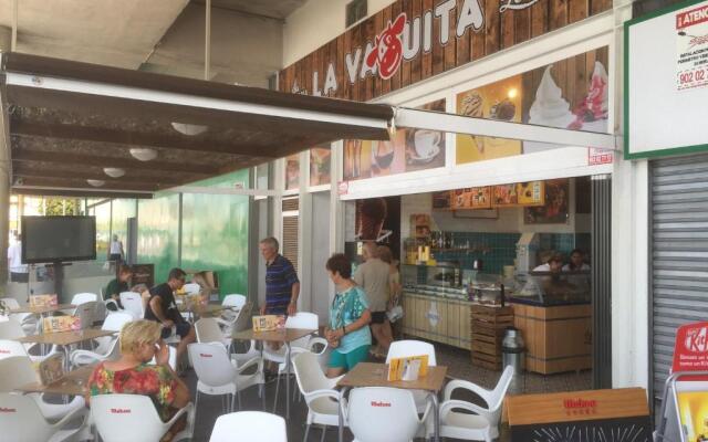 Av/ Armada Española, Ed/ Los Fernandos, 5, 5º H2