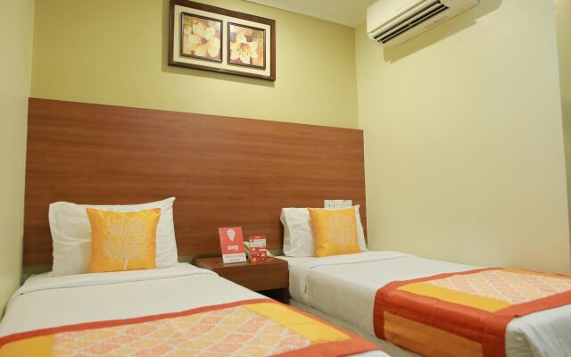 OYO 119 GDS Hotel