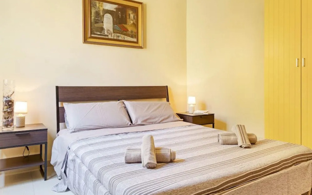 Salvator Rosa Metro Station Flat