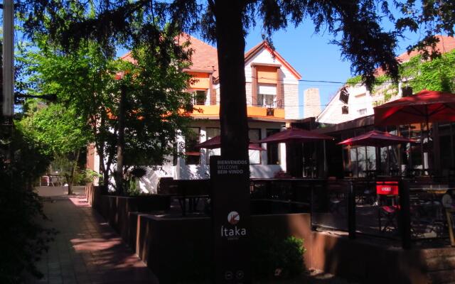 Hostel Itaka