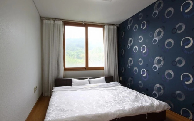 Namyangju Tannenbaum Pension