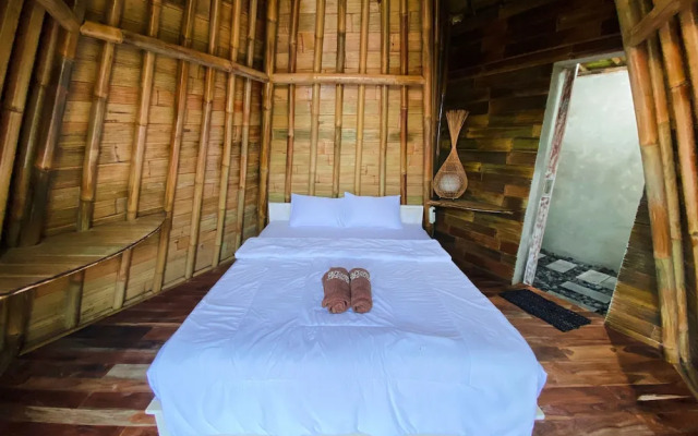 Bamboo Mount Batur
