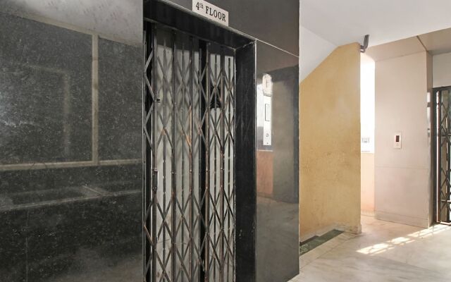 OYO 24605 Grand Season