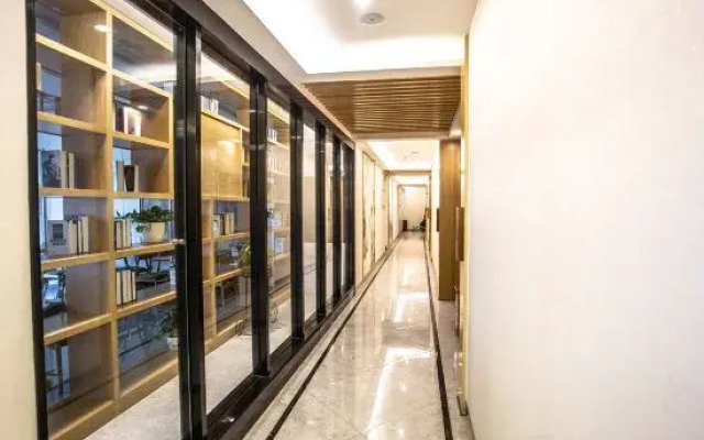 Qingmu Select Hotel (Xuancheng Langxi Jinmao Building)