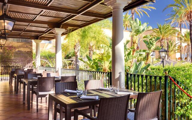 Meliá Zahara Resort & Villas