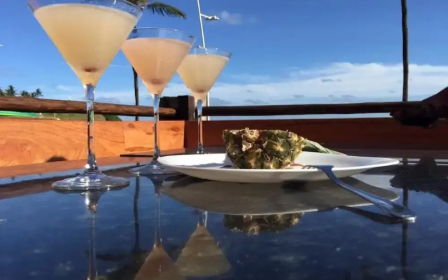 Sunset Lounge Hotel