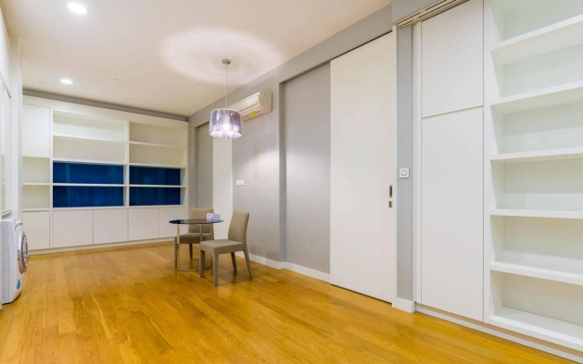 The Platinum Suites KLCC by Veedu Hauz