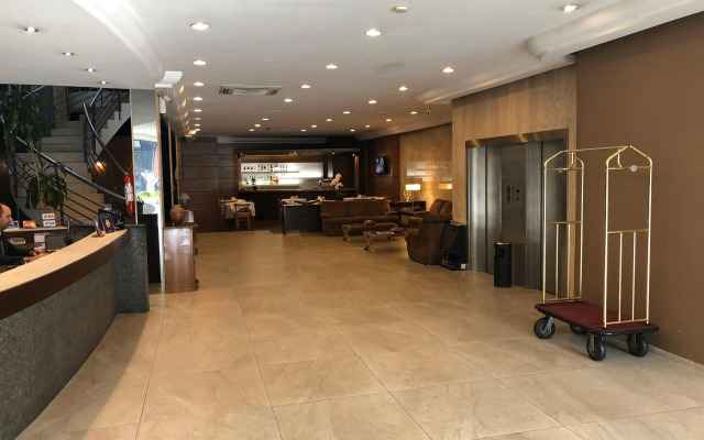 Crystal Palace Hotel