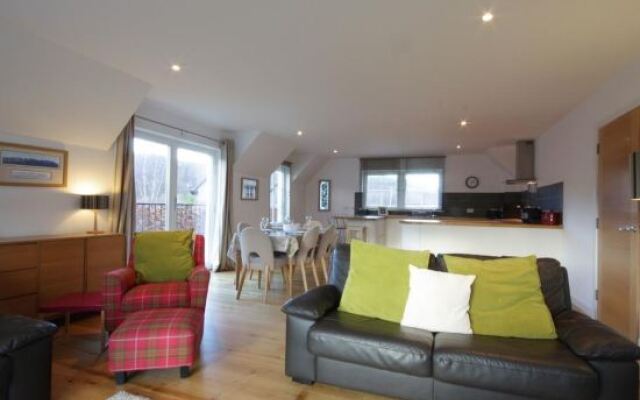 Flat 7, The Steading