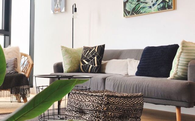 FV Peppers Residences Apartment