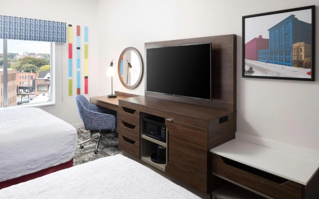 Hampton Inn & Suites Rochester Downtown