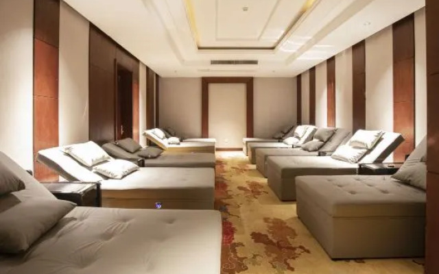 SHIJIYUAN Hot Spring Holiday Hotel