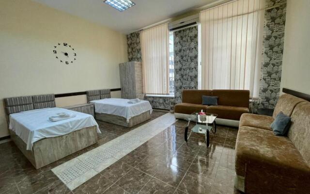 Yerevan House apartment 25