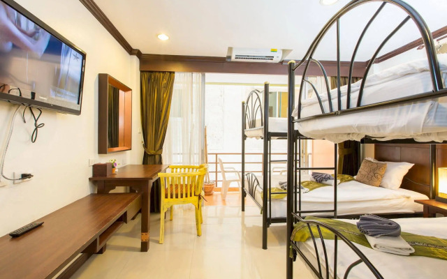 Marina Boutique Suites Guesthouse