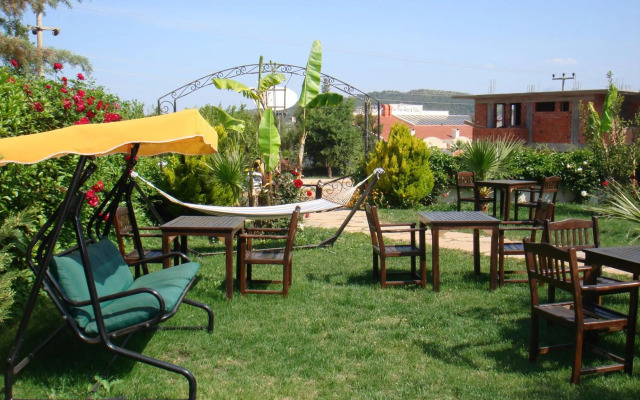 Ant Apart Hotel