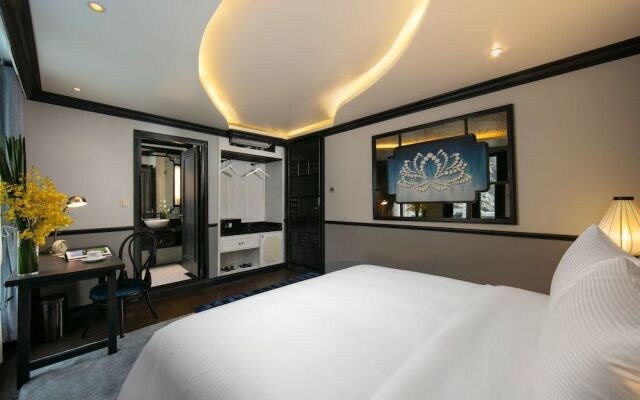 Lapinta Luxury Cruises