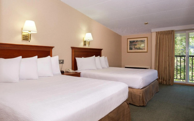 White River Inn and Suites