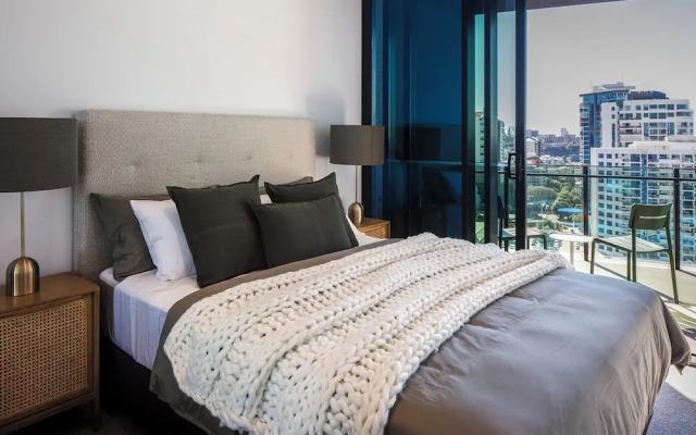 Kangaroo Point Apartments by Urban Rest