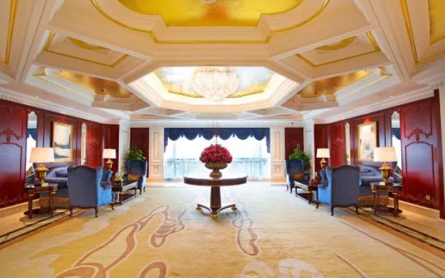 Hubei Culture and Tourism Honglian Lake Hotel