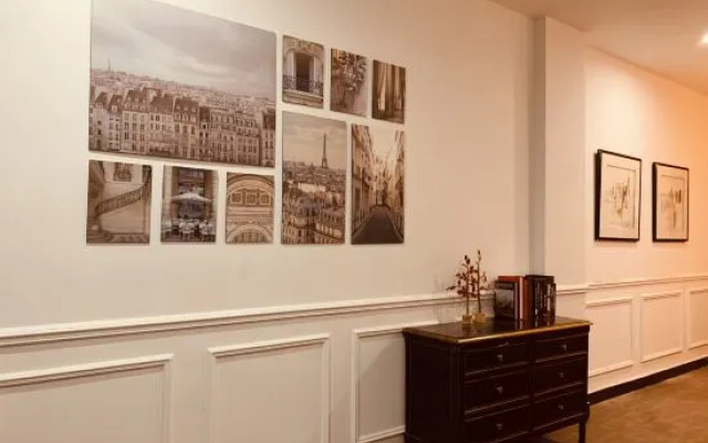 HOMESTAY  (Shenyang Middle Street Forbidden City)