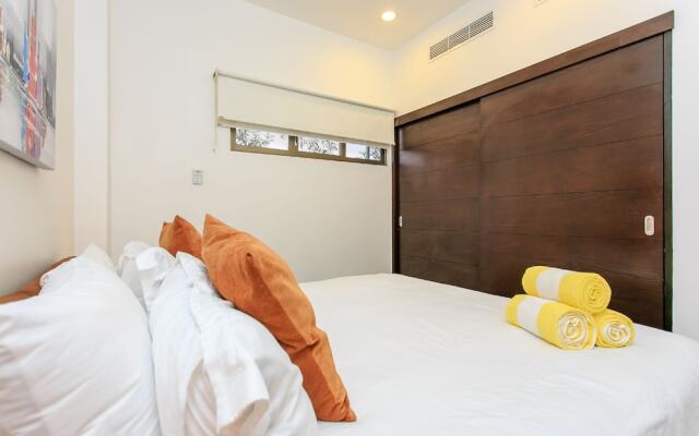 Infinito by Playa Moments