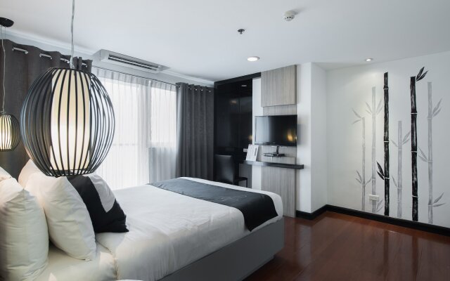 Y2 Residence Hotel