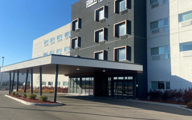Park Inn by Radisson Edmonton Airport