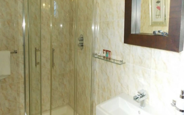 Jonaith Hotels & Suites