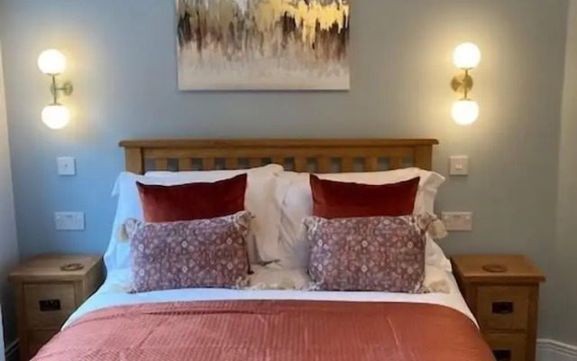 Streamside Apartments