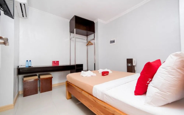 ZEN Rooms Burgos Street Vigan