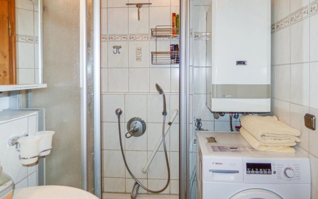Beautiful Apartment in Arrach With 2 Bedrooms and Wifi