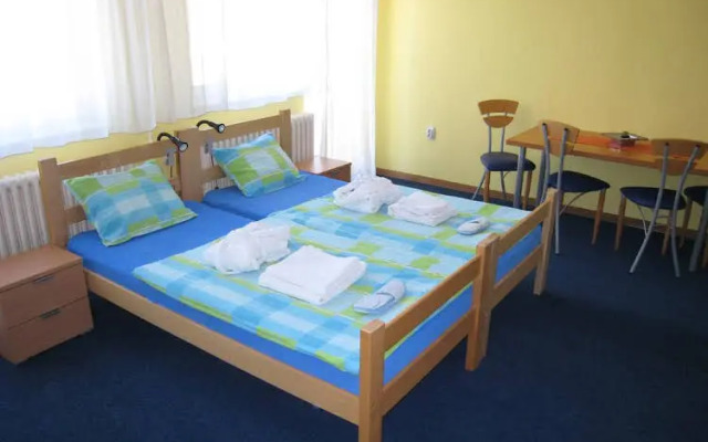 Spirit Hostel and Apartments