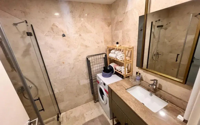 G Tower Residence Luxury Apartment