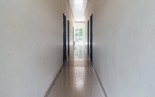 OYO 1872 Sakinah Grand Soabali Hotel