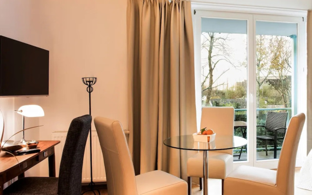 Parkside Apartment House