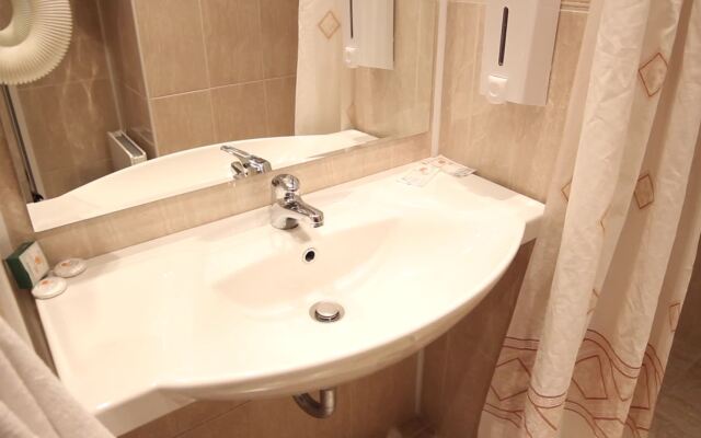 Hrizantema- All Inclusive Hotel