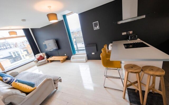 Manchester City Centre Modern 3bed 2bath Apartment PENTHOUSE Northern Quarter, Sleeps 10