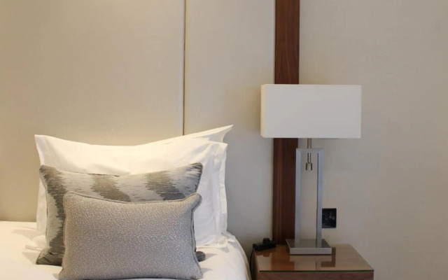 One Warwick Park Hotel