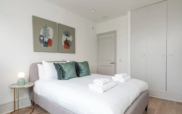 JOIVY Stylish 1 bed flats in Soho